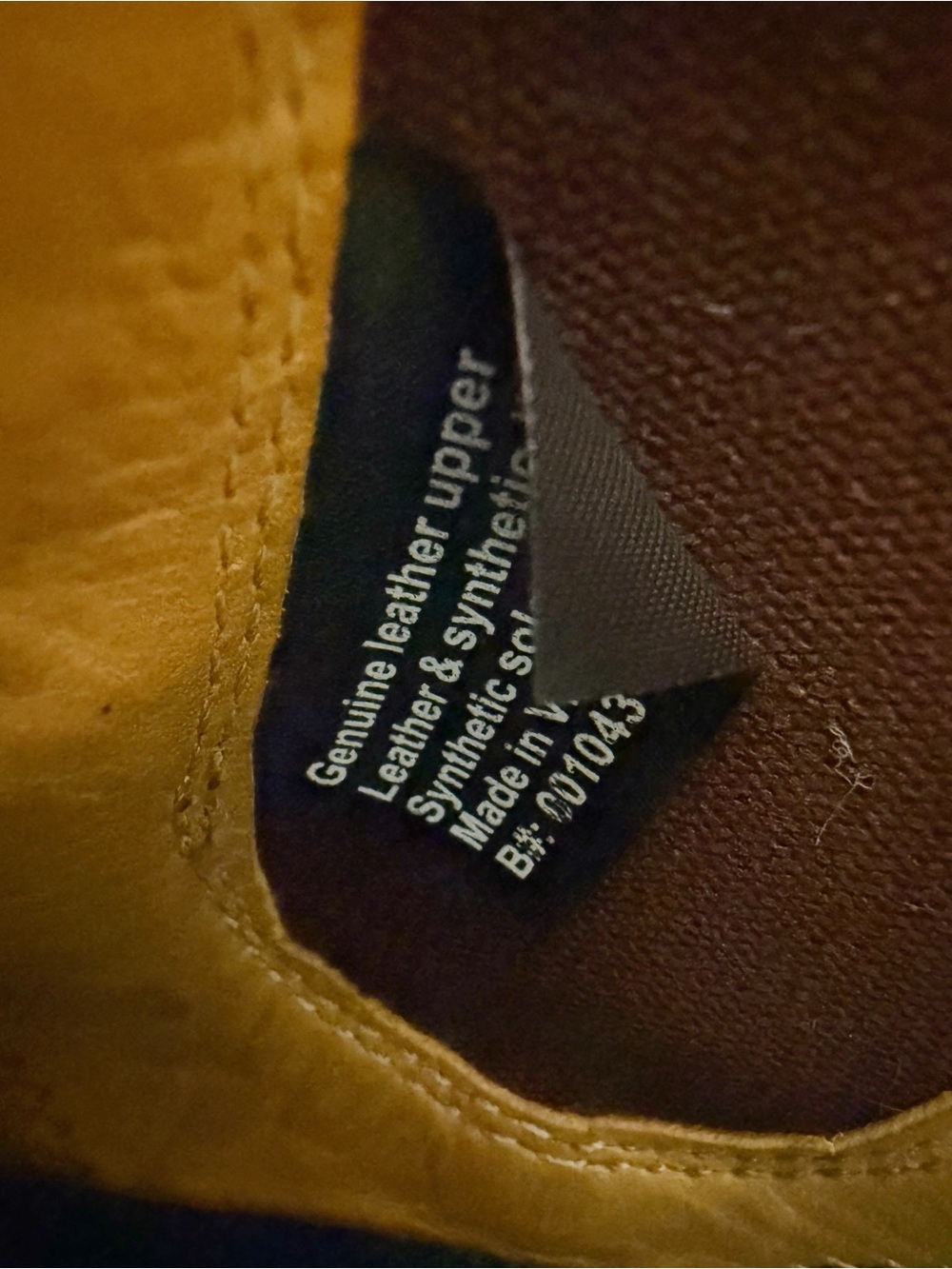 Blundstone Leather Heeled Chelsea Ankle Boots - Picture 10 of 11